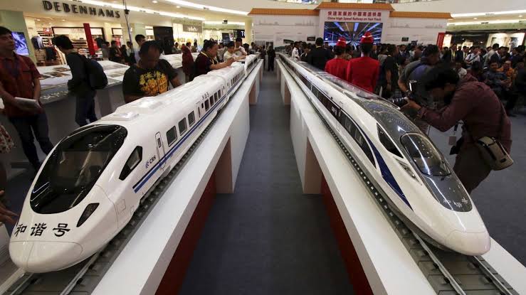 Japanese Bullet Train VS Chinese
